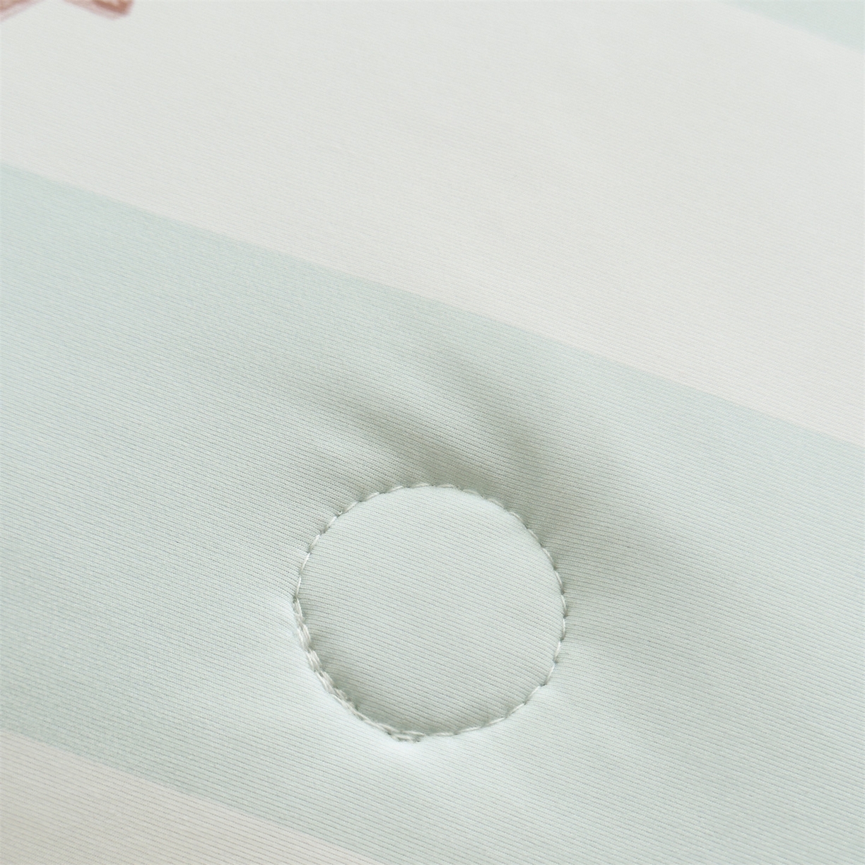 91家纺网 家纺一手货源 找家纺 岚司羽 2026新款卡通锦氨凉感夏被系列 萌宠派对 -蓝