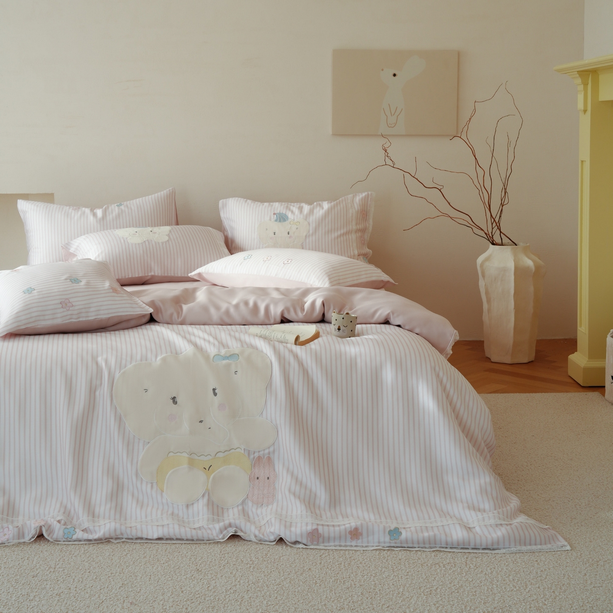 简纯主义 2026新款莱赛尔纤维天丝刺绣绣花四件套象北北 象北北-粉