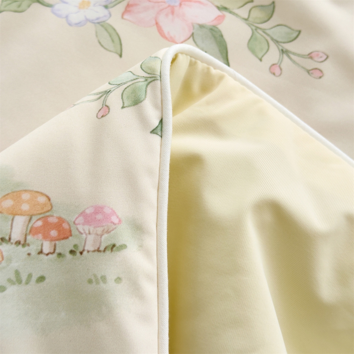 91家纺网 家纺一手货源 找家纺 岚司羽 2026新款卡通锦氨凉感夏被系列 空中城堡