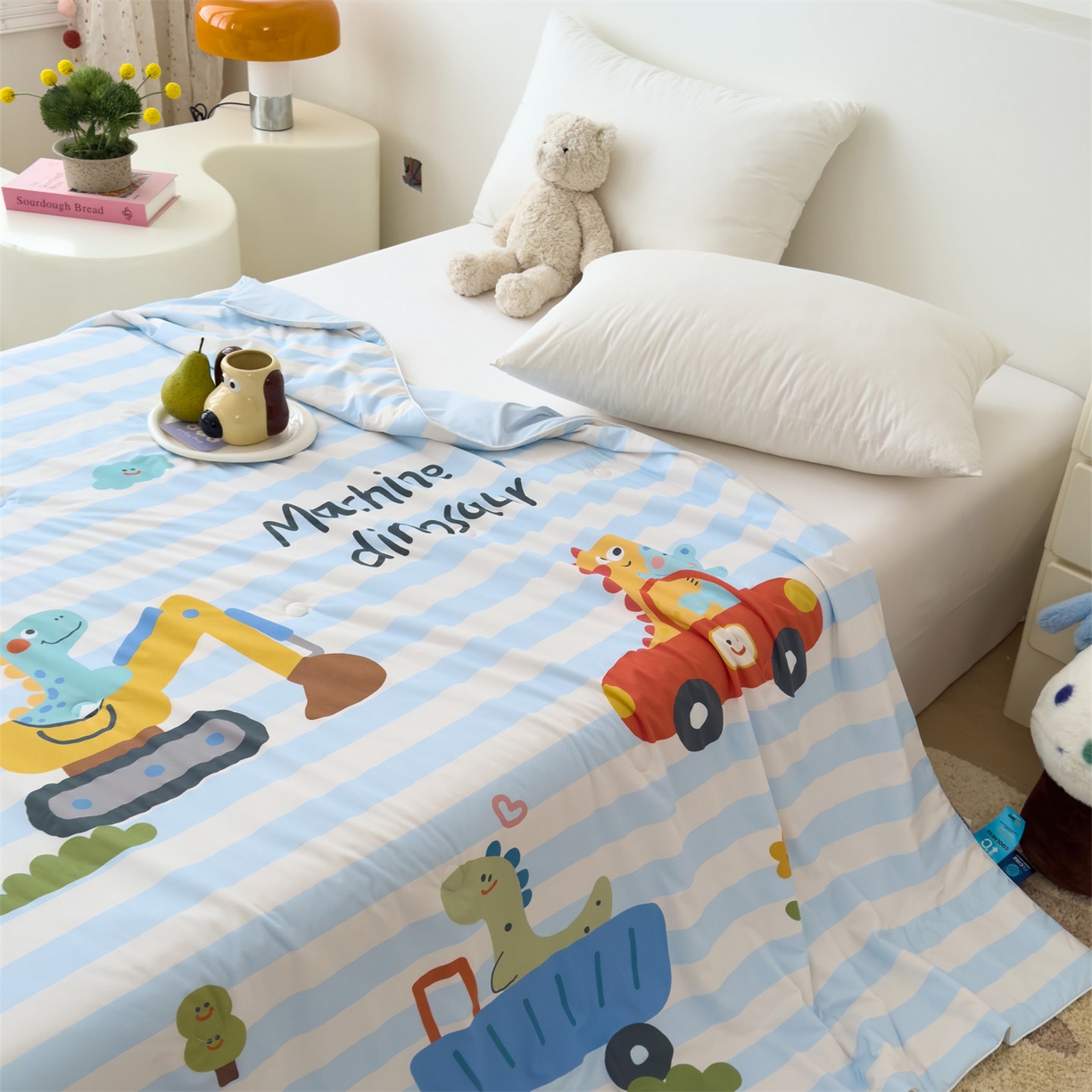 91家纺网 家纺一手货源 找家纺 岚司羽 2026新款卡通锦氨凉感夏被系列 小恐龙挖掘队