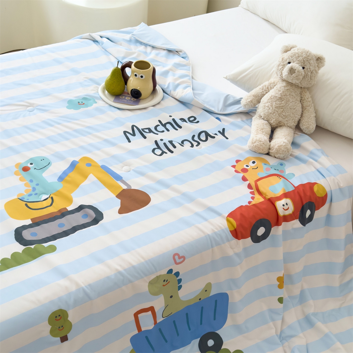 91家纺网 家纺一手货源 找家纺 岚司羽 2026新款卡通锦氨凉感夏被系列 小恐龙挖掘队