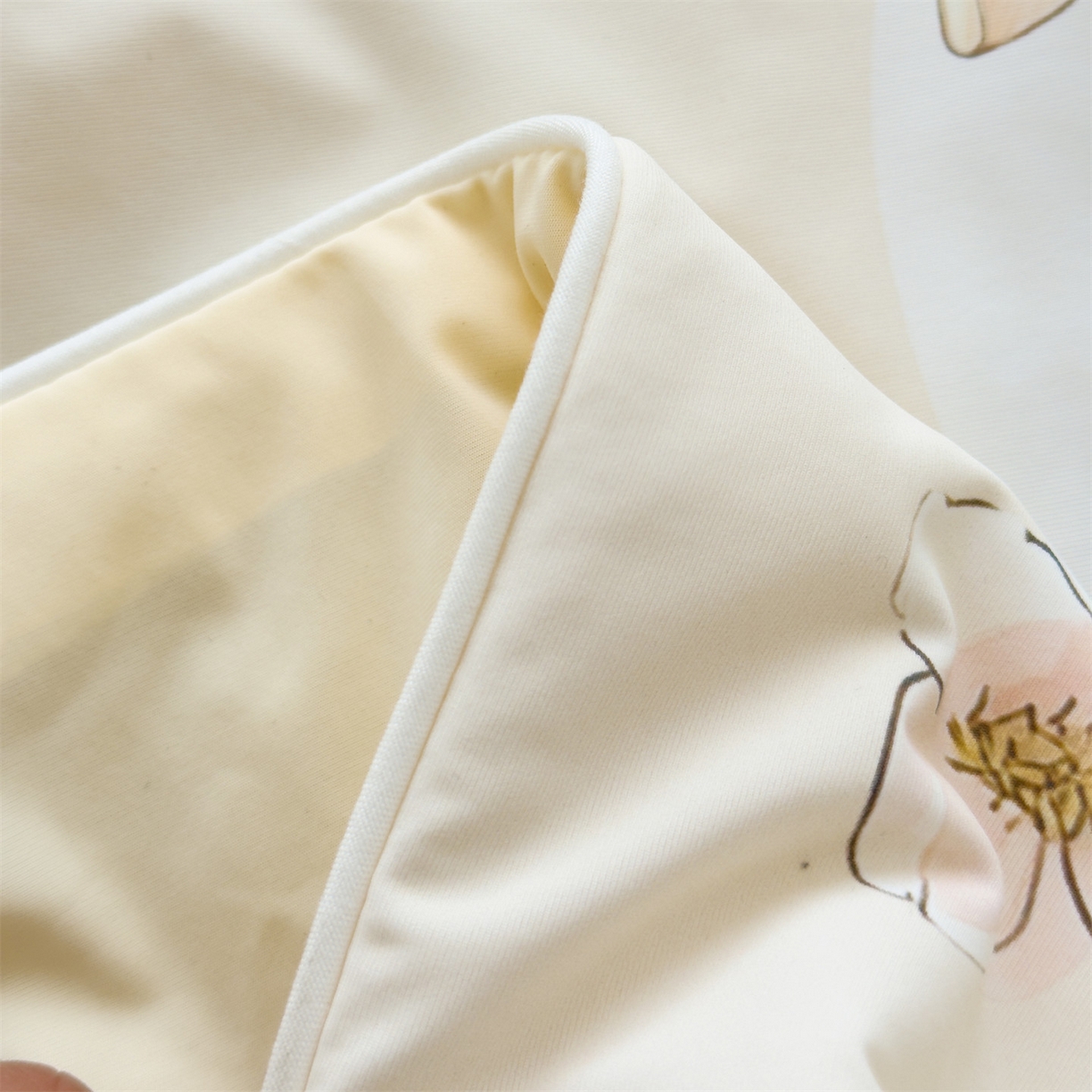 91家纺网 家纺一手货源 找家纺 岚司羽 2026新款卡通锦氨凉感夏被系列 跳跳花园兔