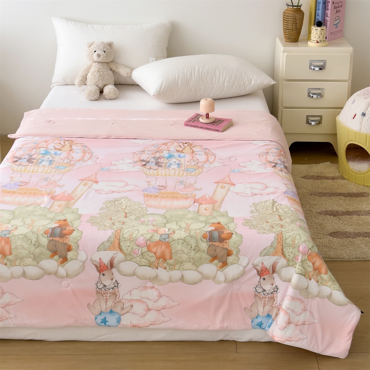 91家纺网 家纺一手货源 找家纺 岚司羽 2026新款卡通锦氨凉感夏被系列 森林乐园