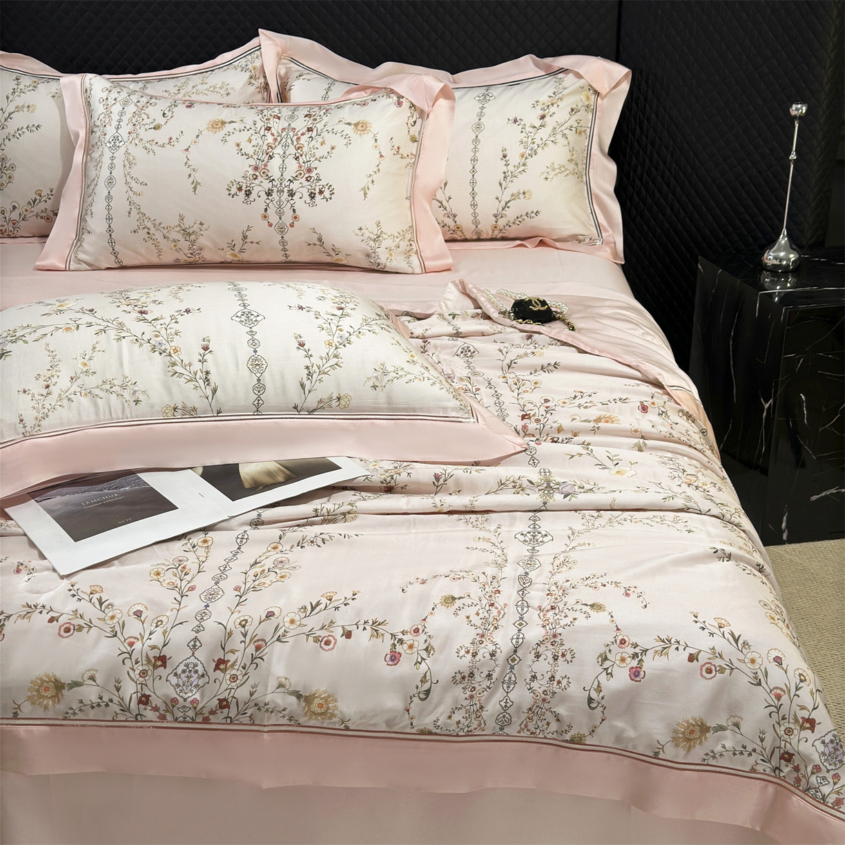 91家纺网 家纺一手货源 找家纺 岚司羽 2026春夏新款60天丝夏被四件套夏凉被空调被系列 栖光