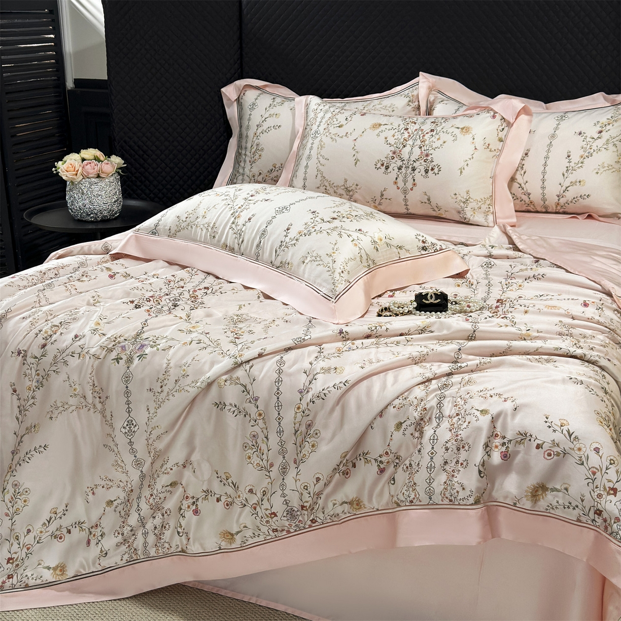 91家纺网 家纺一手货源 找家纺 岚司羽 2026春夏新款60天丝夏被四件套夏凉被空调被系列 栖光