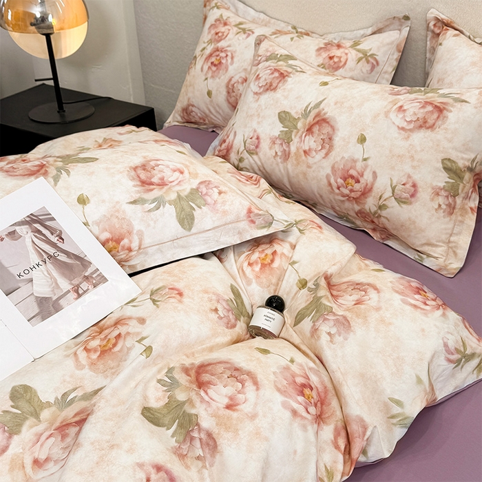 91家纺网 家纺一手货源 找家纺 润锦云 2026春夏新款全棉纯棉13372数码印花四件套 花情共舞-米