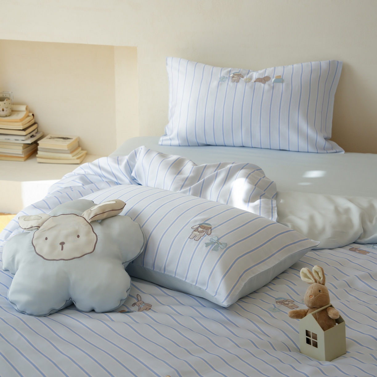 91家纺网 家纺一手货源 找家纺 简纯主义 2026新款莱赛尔纤维天丝刺绣绣花四件套眠眠兔 眠眠兔-蓝