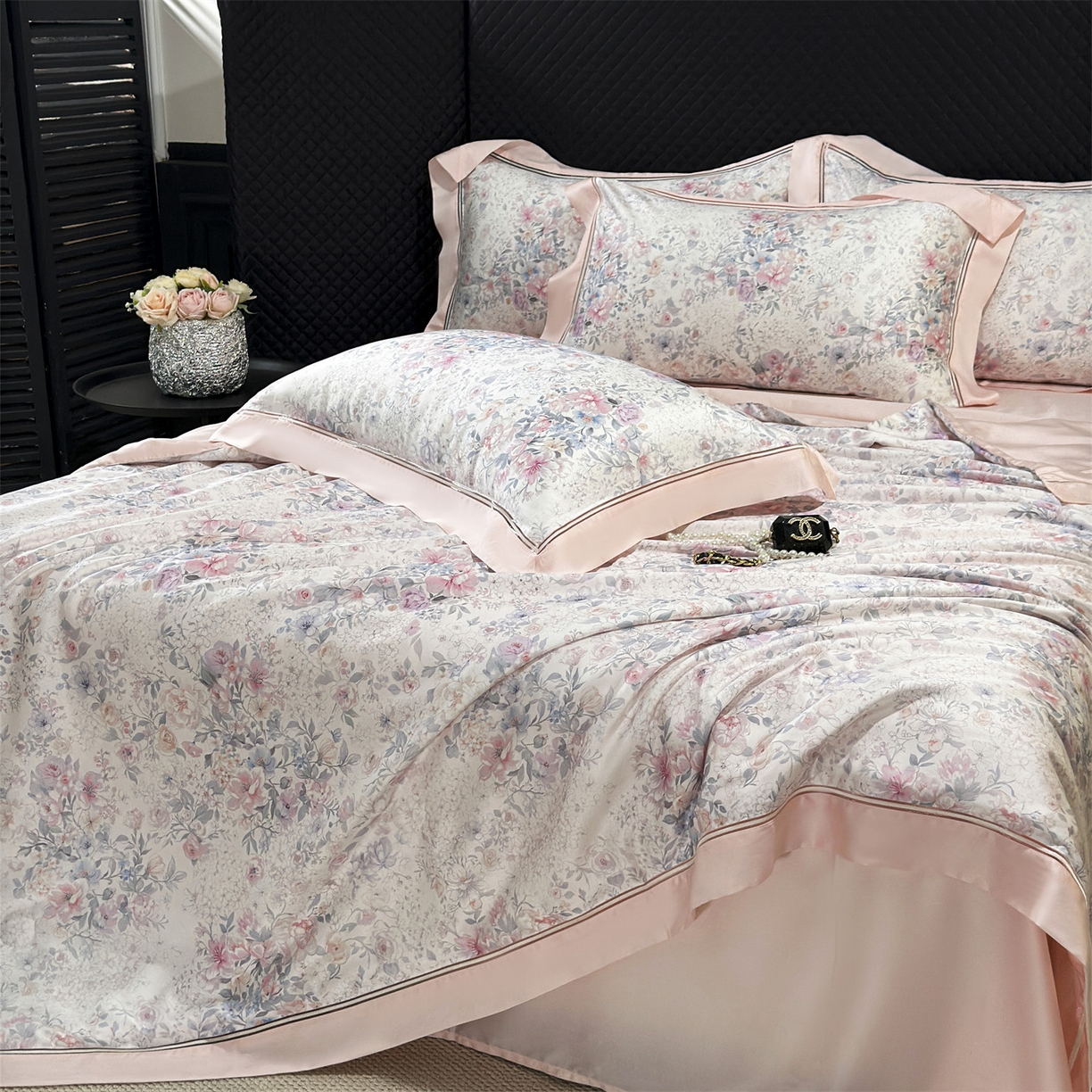 91家纺网 家纺一手货源 找家纺 岚司羽 2026春夏新款60天丝夏被四件套夏凉被空调被系列 隽永繁花