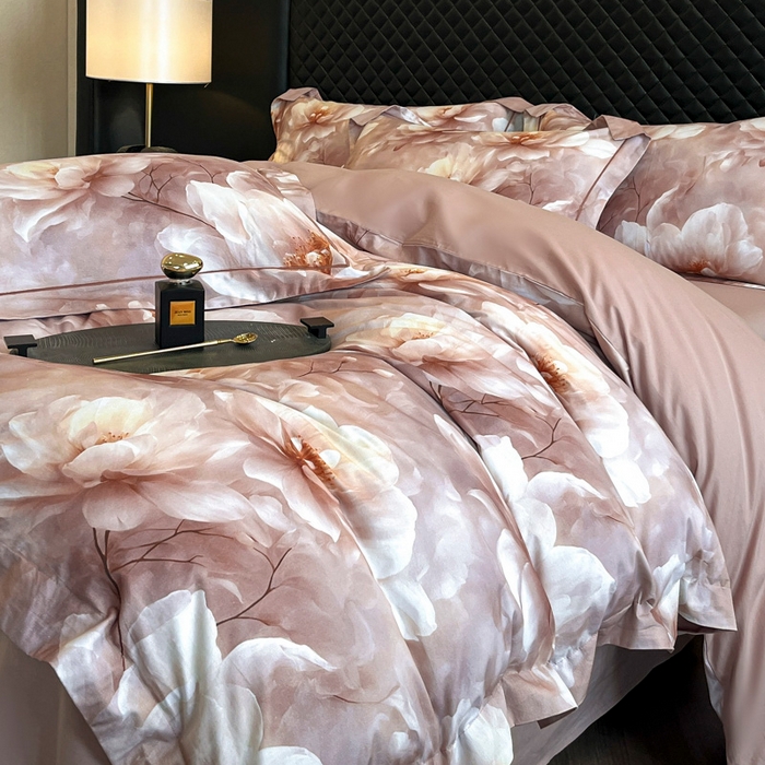 91家纺网 家纺一手货源 找家纺 润锦云 2026新款A类长绒棉纯棉数码印花宽边四件套 花漾盛典