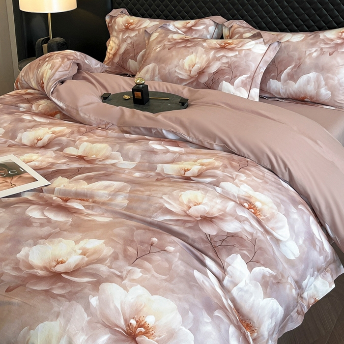 91家纺网 家纺一手货源 找家纺 润锦云 2026新款A类长绒棉纯棉数码印花宽边四件套 花漾盛典