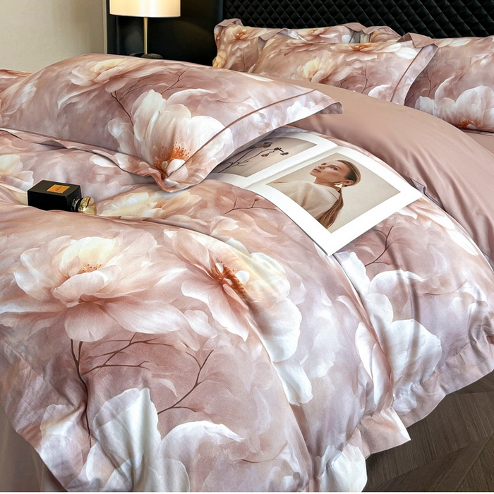 91家纺网 家纺一手货源 找家纺 润锦云 2026新款A类长绒棉纯棉数码印花宽边四件套 花漾盛典