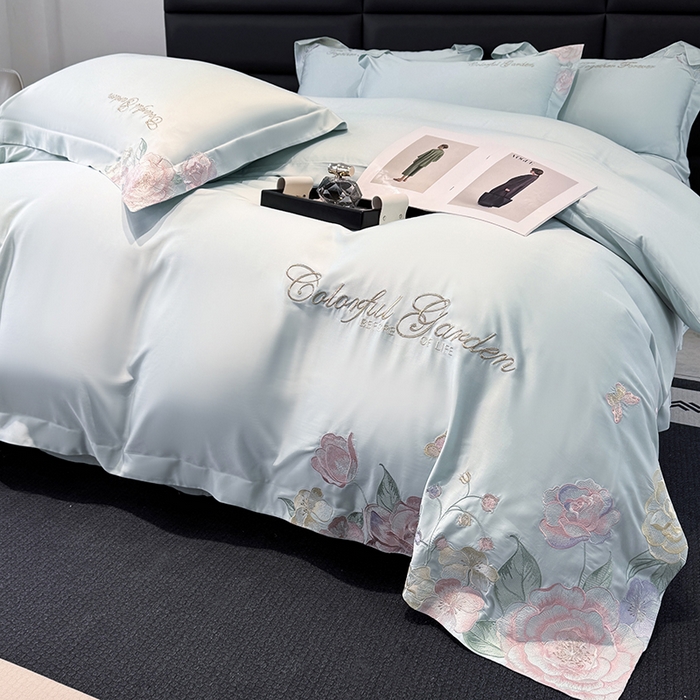 91家纺网 家纺一手货源 找家纺 润锦云 2026新款时髦A类精品刺绣四件套 天空蓝