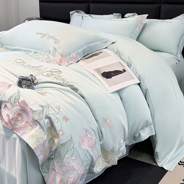 91家纺网 家纺一手货源 找家纺 润锦云 2026新款时髦A类精品刺绣四件套 天空蓝