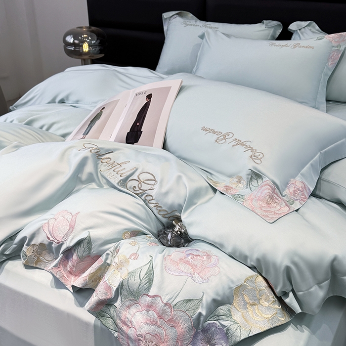 91家纺网 家纺一手货源 找家纺 润锦云 2026新款时髦A类精品刺绣四件套 天空蓝