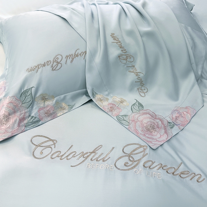 91家纺网 家纺一手货源 找家纺 润锦云 2026新款时髦A类精品刺绣四件套 天空蓝