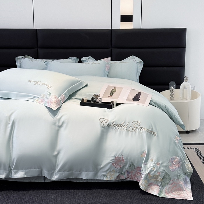 91家纺网 家纺一手货源 找家纺 润锦云 2026新款时髦A类精品刺绣四件套 天空蓝