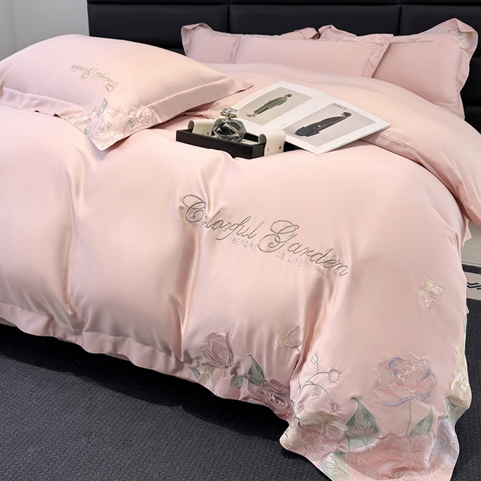 91家纺网 家纺一手货源 找家纺 润锦云 2026新款时髦A类精品刺绣四件套 樱花粉