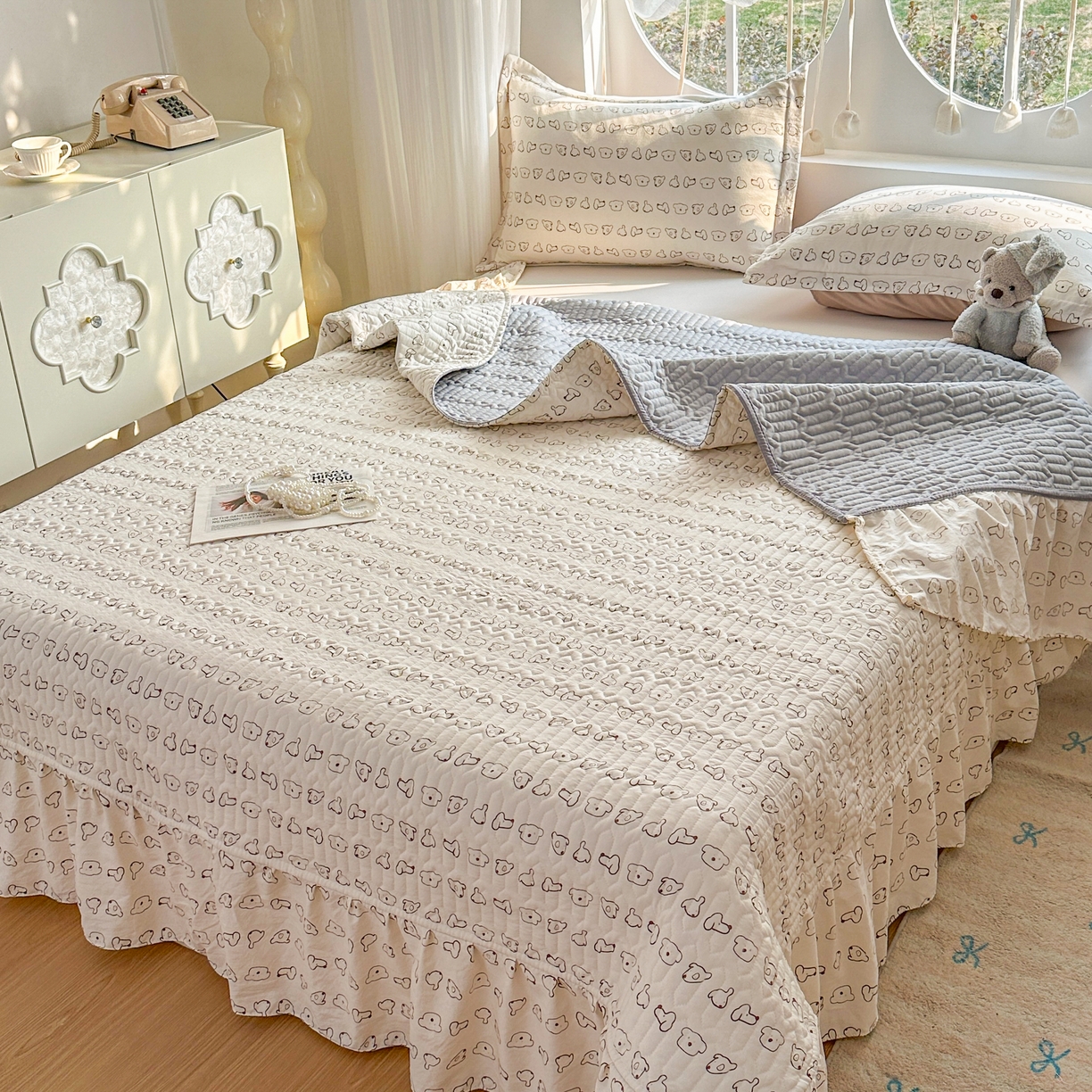 91家纺网 家纺一手货源 找家纺 花满路 2026新款床盖四件套 可爱小狗