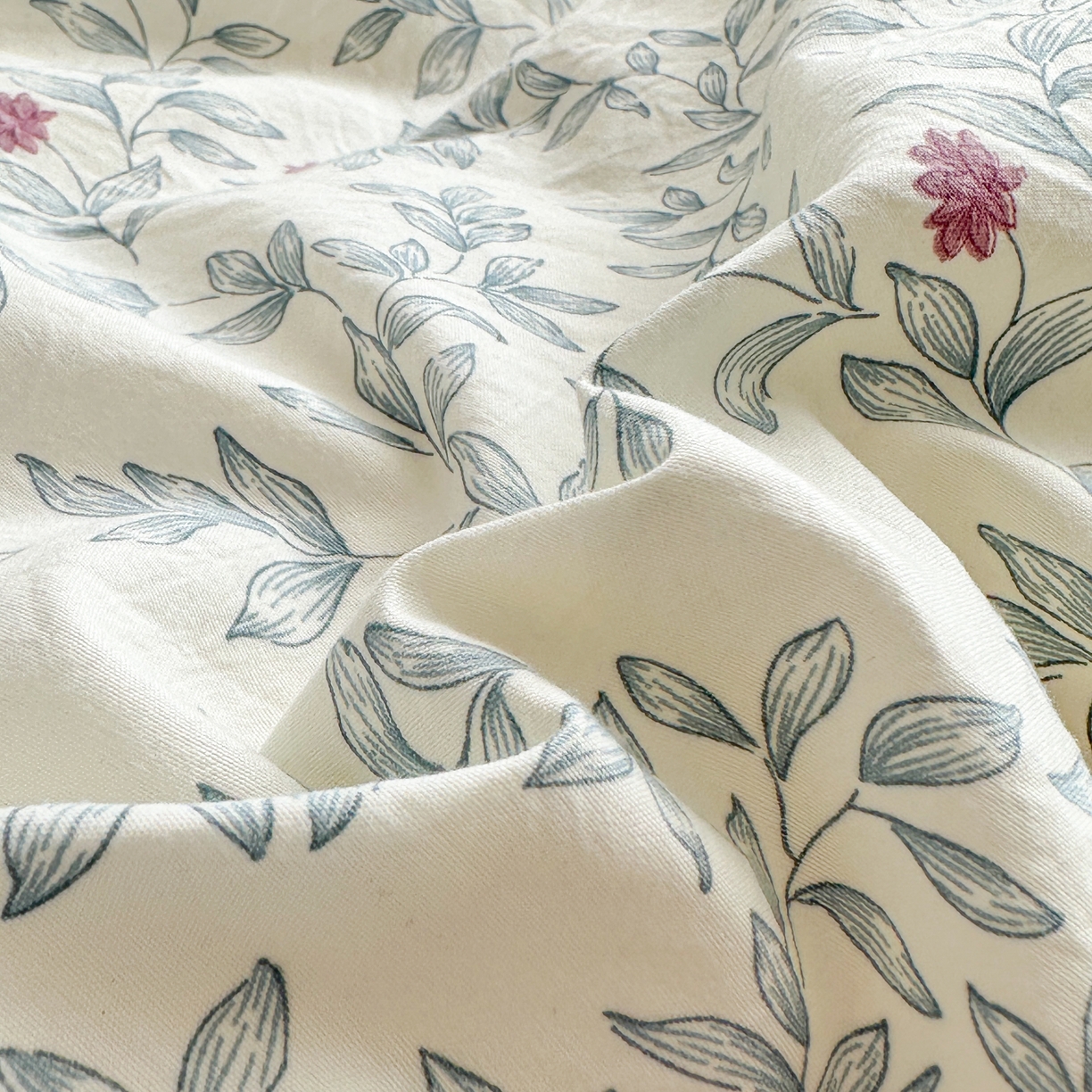 91家纺网 家纺一手货源 找家纺 花满路 2026新款床盖四件套 兰花梦