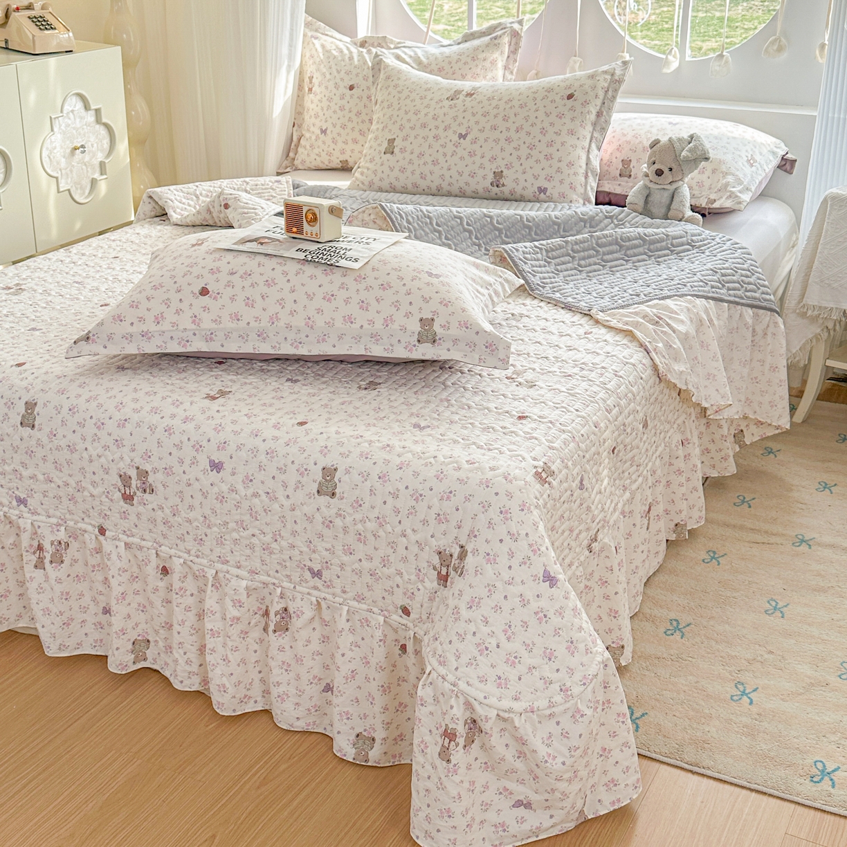 91家纺网 家纺一手货源 找家纺 花满路 2026新款床盖四件套 浪漫小熊