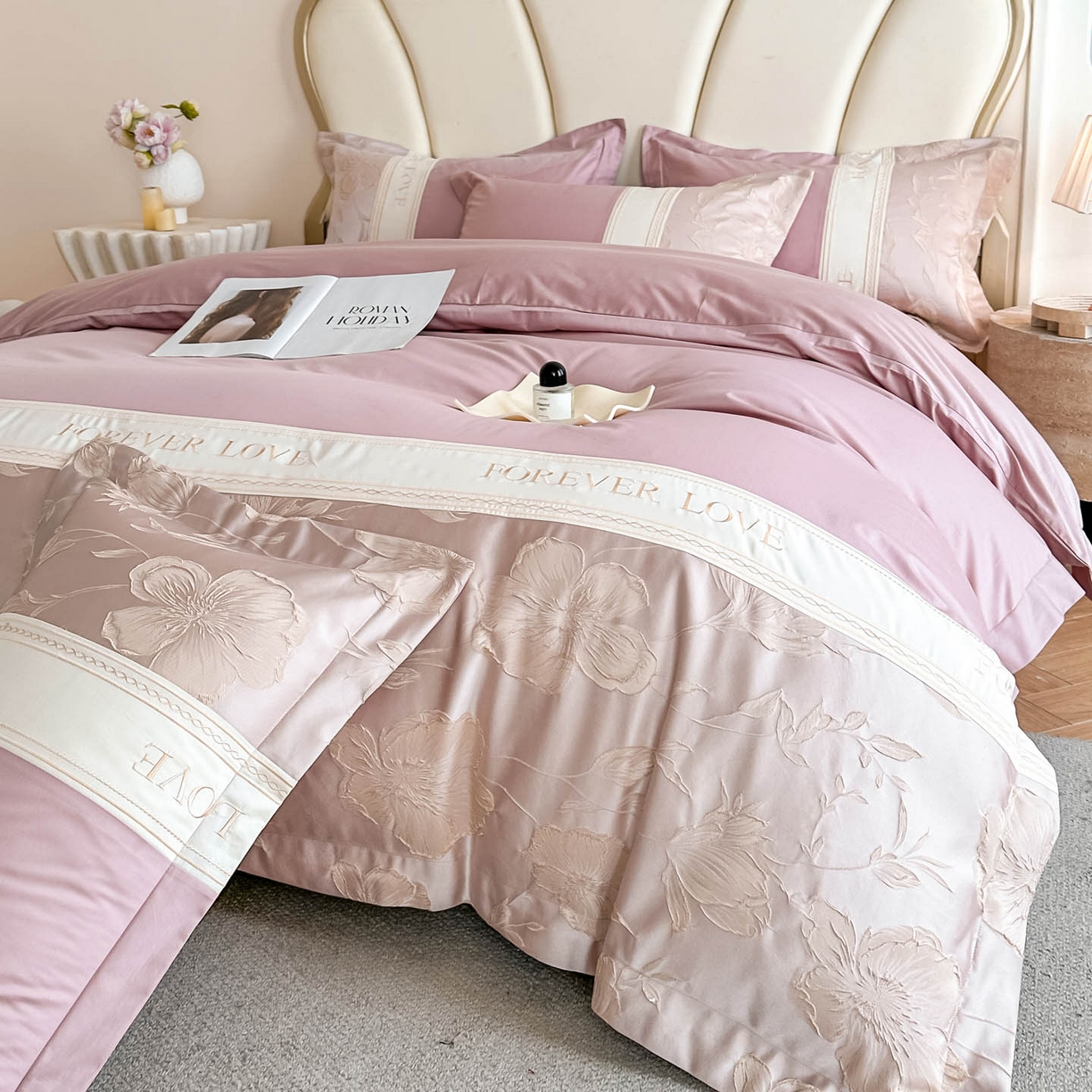 91家纺网 家纺一手货源 找家纺 （总）润锦云 2026新款140克精品浮雕刺绣四件套-浮光韵梦