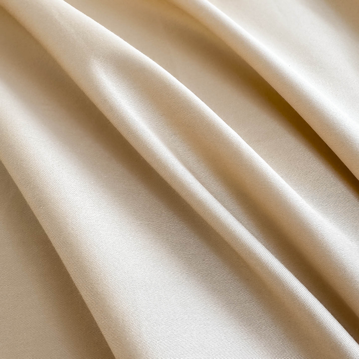 91家纺网 家纺一手货源 找家纺 润锦云 2026新款140克精品浮雕刺绣四件套-浮光韵梦 浮光韵梦-羊脂杏