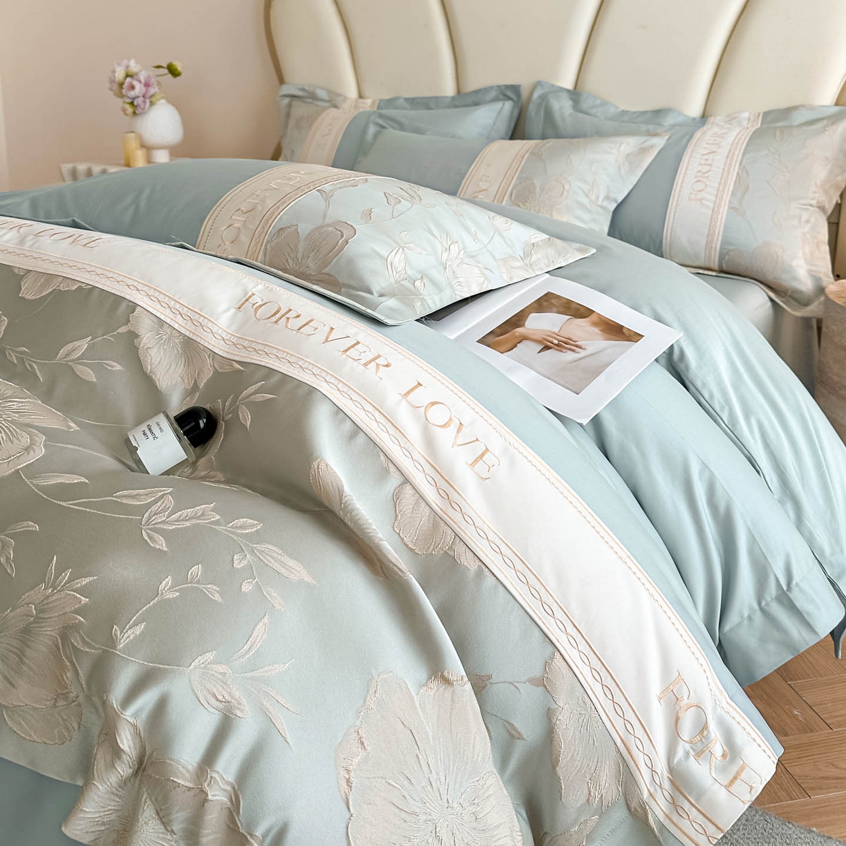 91家纺网 家纺一手货源 找家纺 润锦云 2026新款140克精品浮雕刺绣四件套-浮光韵梦 浮光韵梦-新芽兰