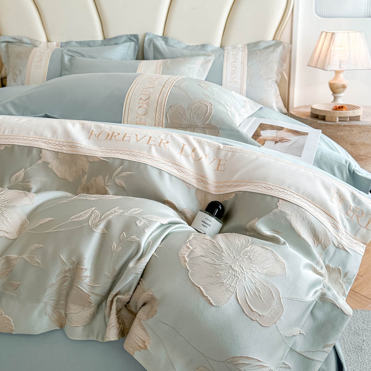 91家纺网 家纺一手货源 找家纺 润锦云 2026新款140克精品浮雕刺绣四件套-浮光韵梦 浮光韵梦-新芽兰