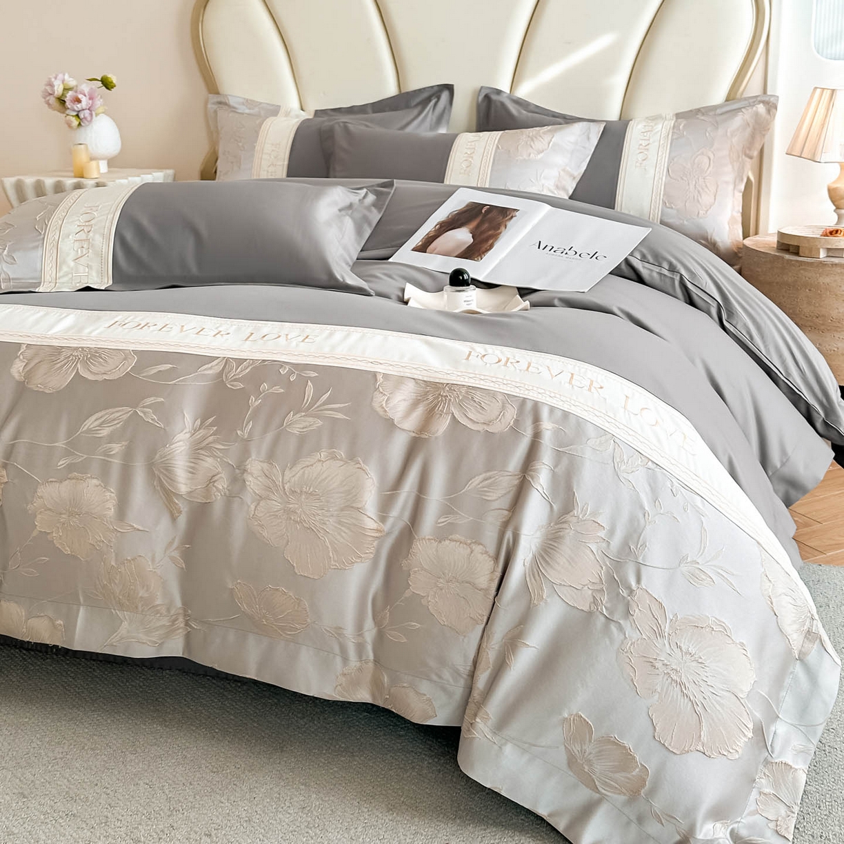 91家纺网 家纺一手货源 找家纺 润锦云 2026新款140克精品浮雕刺绣四件套-浮光韵梦 浮光韵梦-雅士灰