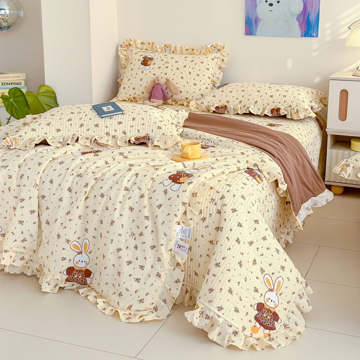 91家纺网 家纺一手货源 找家纺 归属 2026春夏新款古法仿棉床盖夏被四件套夏凉被空调被系列 啵啵兔儿