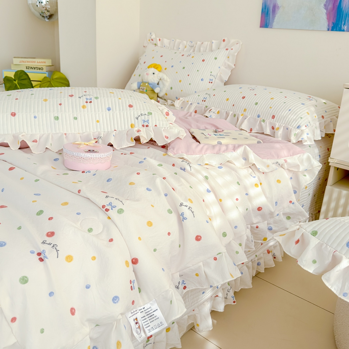 91家纺网 家纺一手货源 找家纺 归属 2026春夏新款古法仿棉床盖夏被四件套夏凉被空调被系列 彩色波点