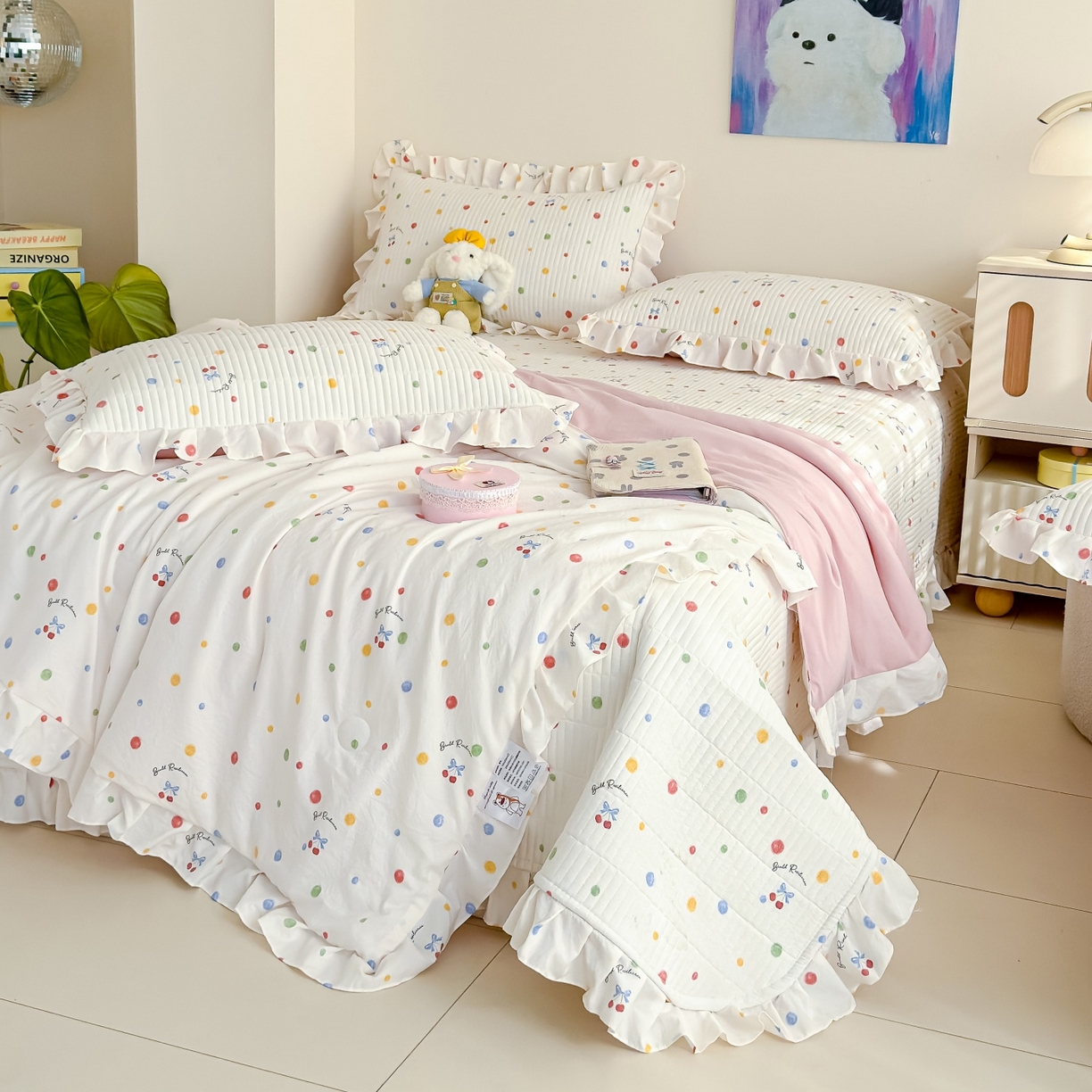 91家纺网 家纺一手货源 找家纺 归属 2026春夏新款古法仿棉床盖夏被四件套夏凉被空调被系列 彩色波点