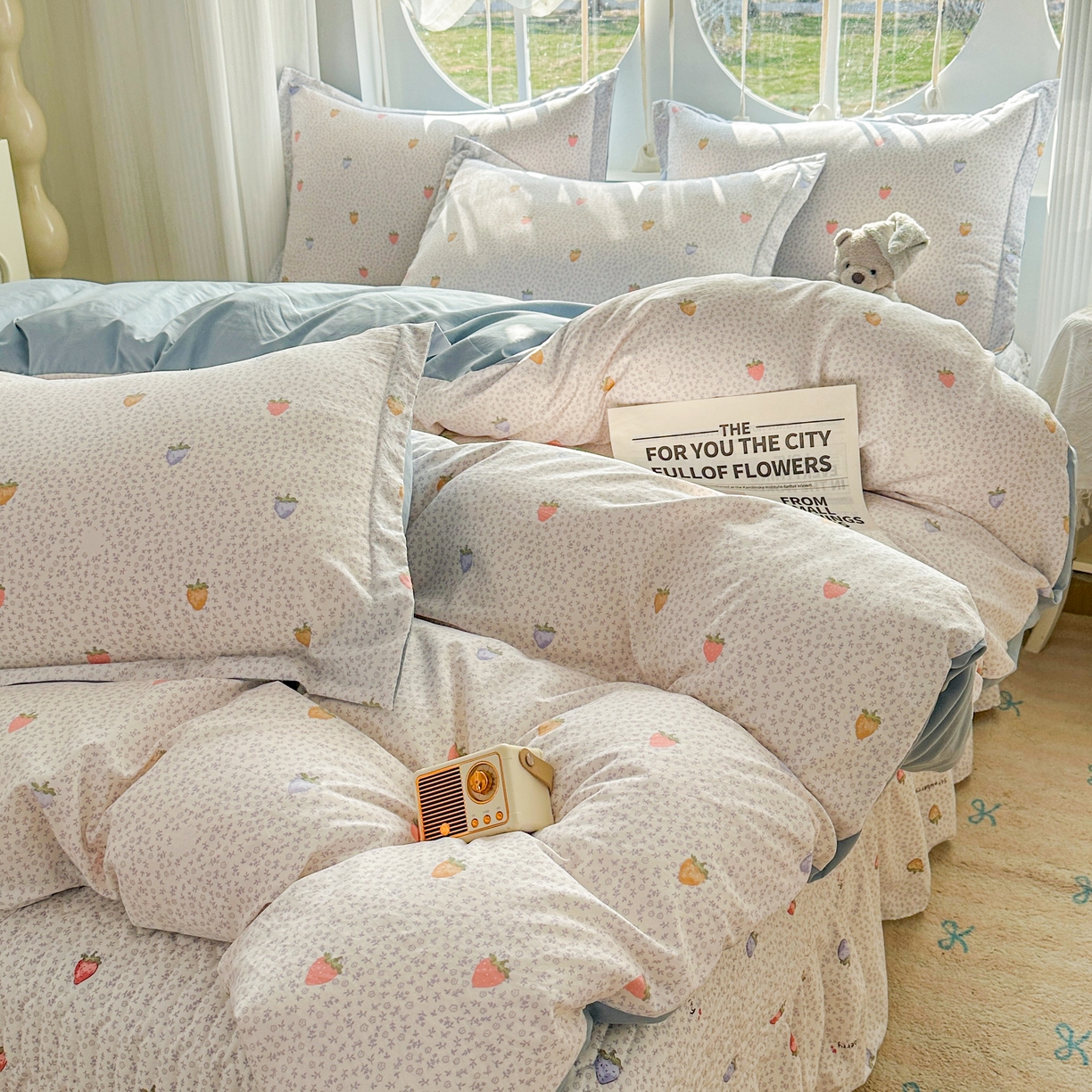 91家纺网 家纺一手货源 找家纺 花满路 2026新款床盖四件套 小草莓