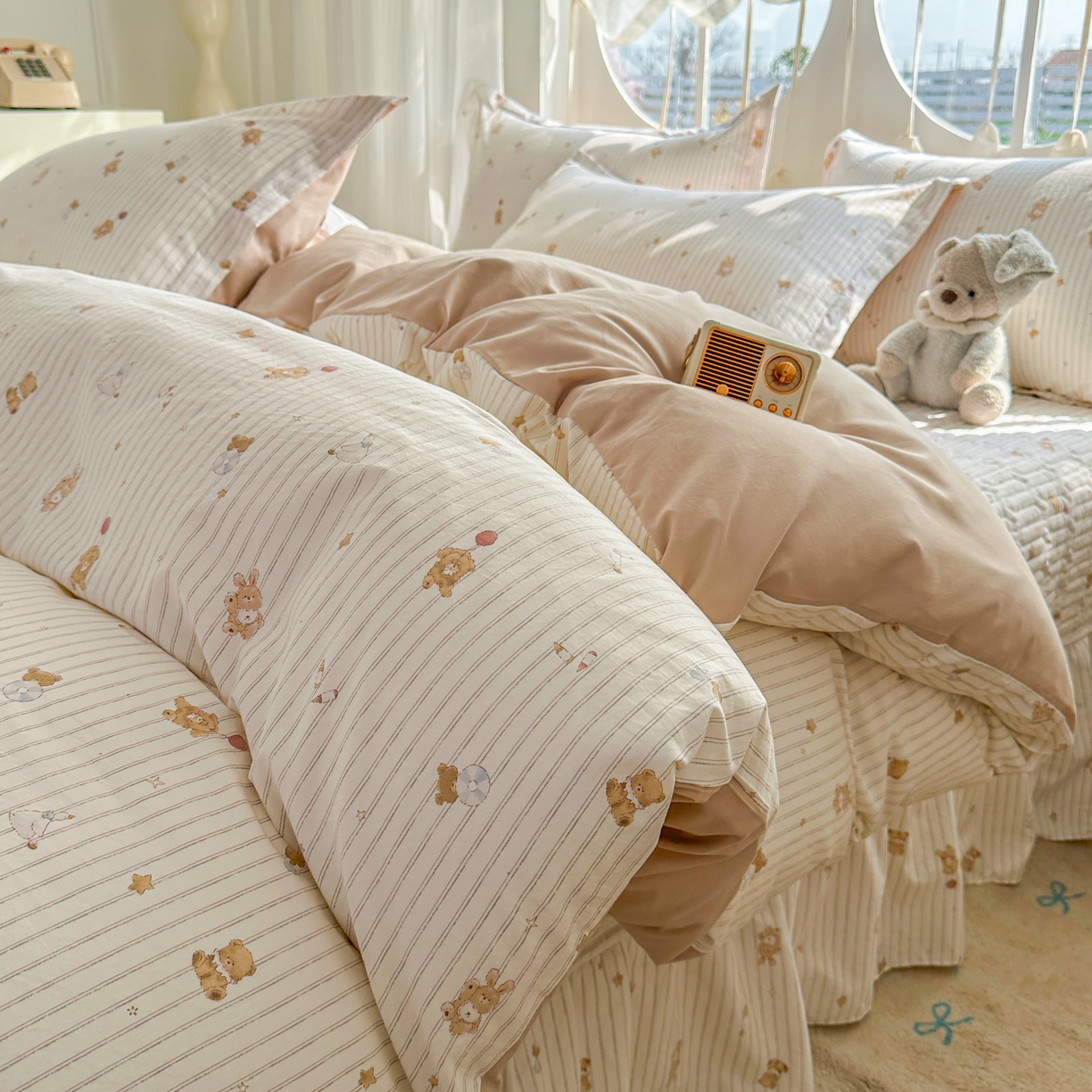 91家纺网 家纺一手货源 找家纺 花满路 2026新款床盖四件套 熊熊聚会