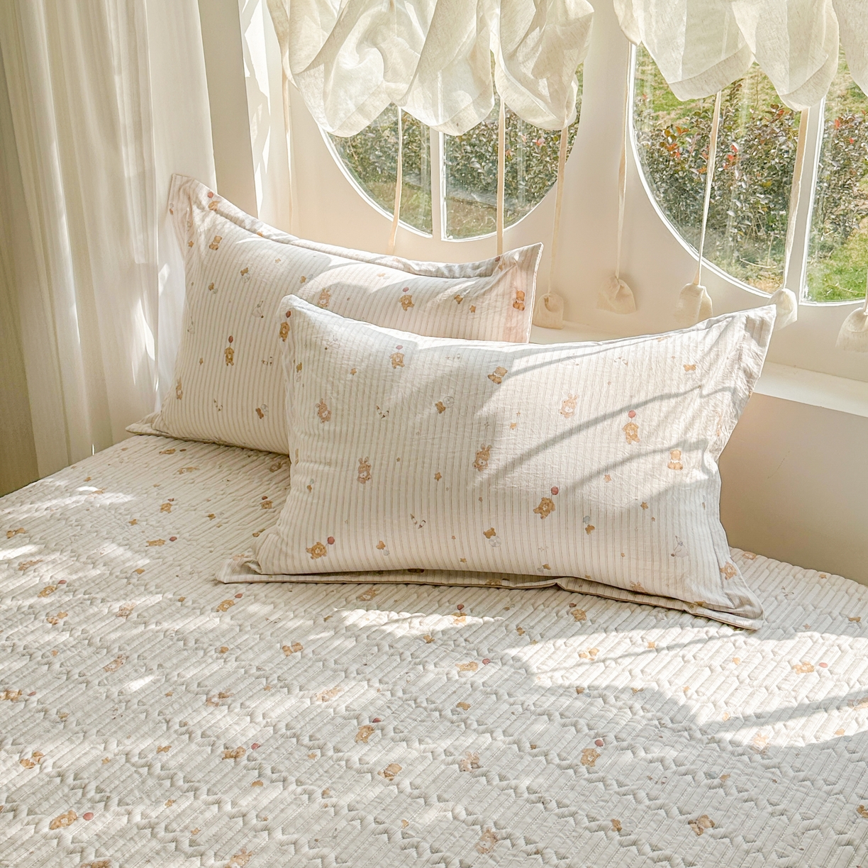 91家纺网 家纺一手货源 找家纺 花满路 2026新款床盖四件套 熊熊聚会