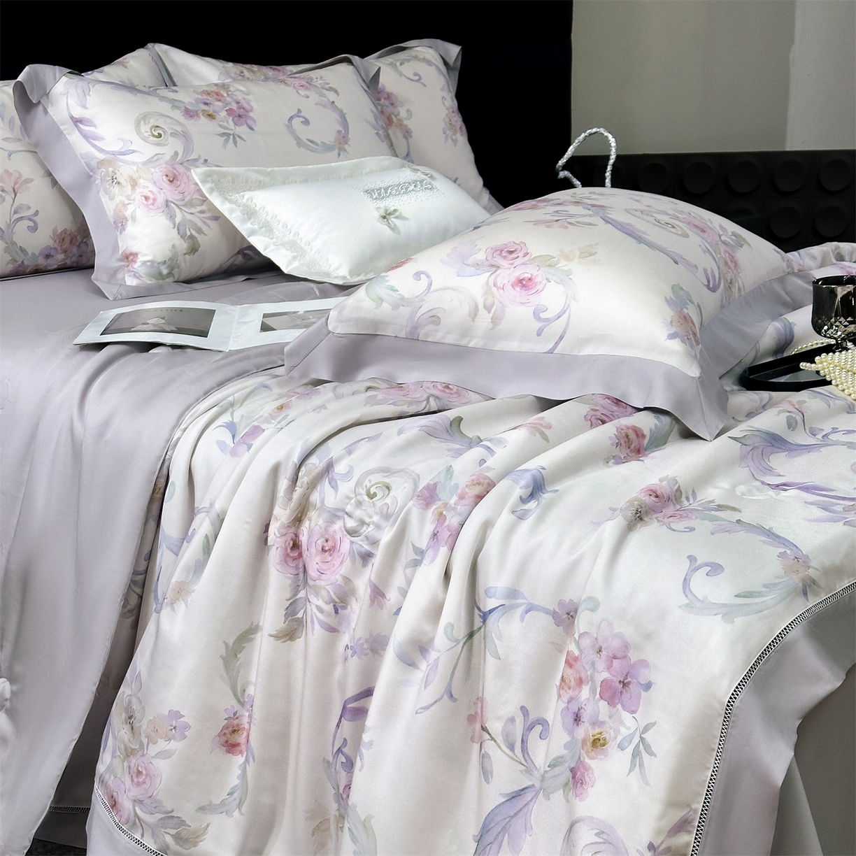 91家纺网 家纺一手货源 找家纺 岚司羽 2026春夏新款50天丝夏被四件套夏凉被空调被系列 美洛拉 粉紫