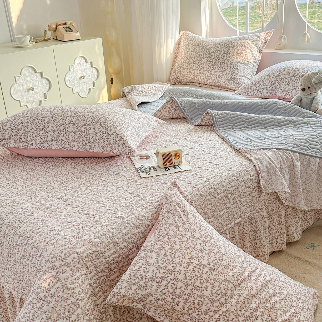 91家纺网 家纺一手货源 找家纺 花满路 2026新款床盖四件套 绿野仙兔