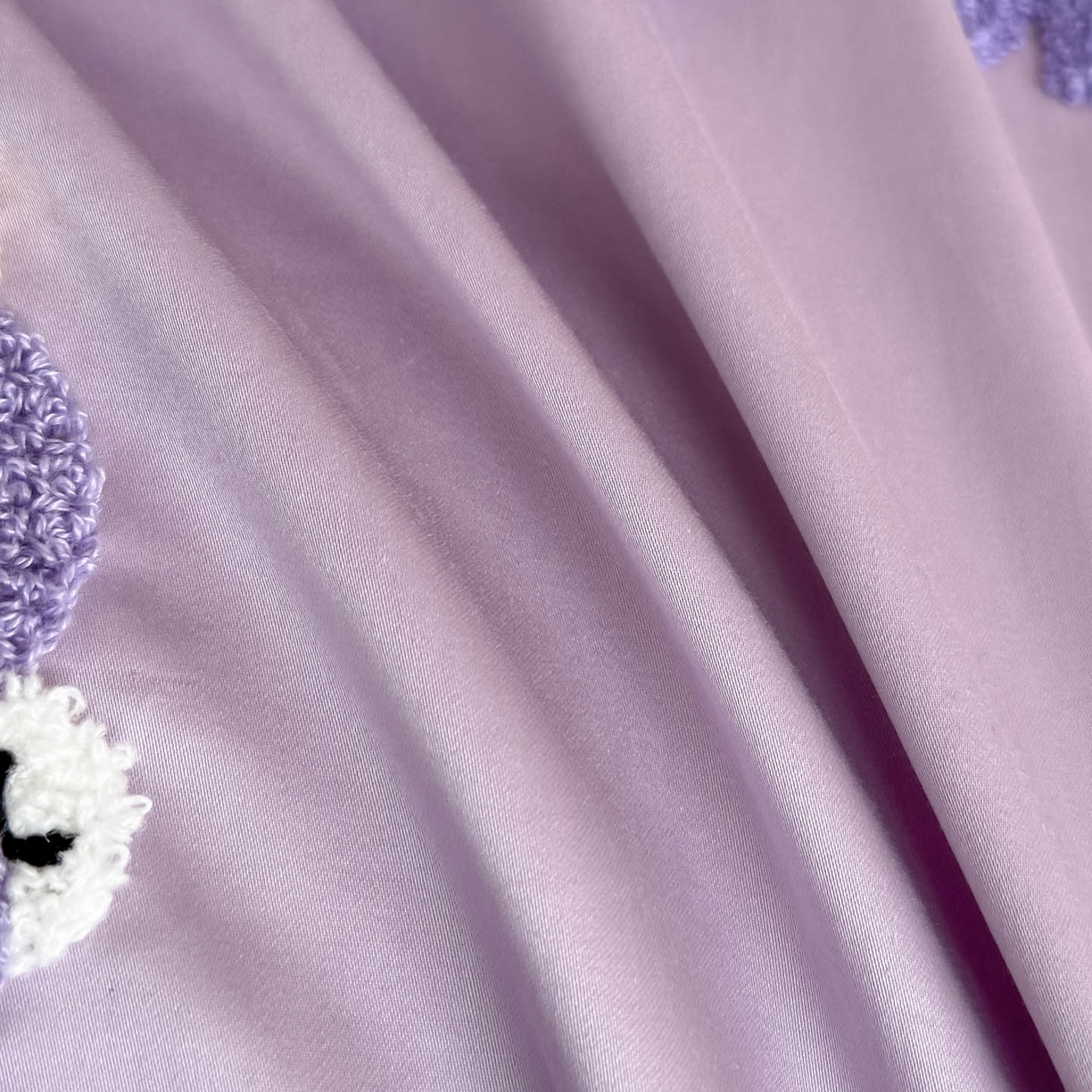 91家纺网 家纺一手货源 找家纺 润锦云 2026新款卡通款-A类全棉纯棉毛巾绣四件套 拉布布-优雅紫
