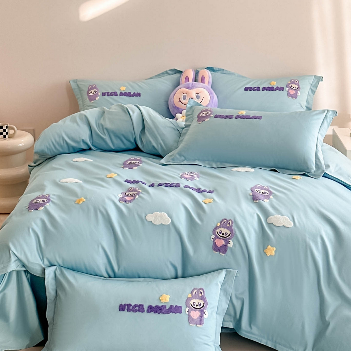 91家纺网 家纺一手货源 找家纺 润锦云 2026新款卡通款-A类全棉纯棉毛巾绣四件套 拉布布-蓝