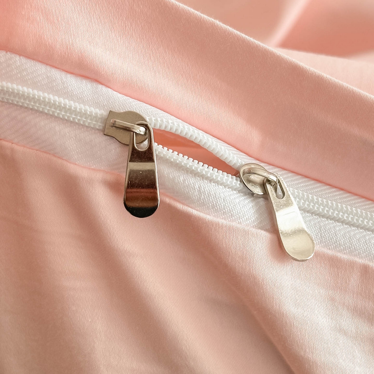 91家纺网 家纺一手货源 找家纺 润锦云 2026新款卡通款-A类全棉纯棉毛巾绣四件套 拉布布-粉玉