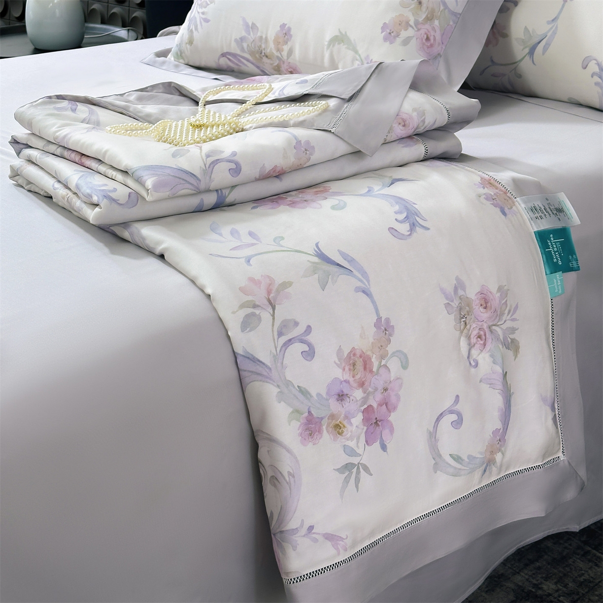 91家纺网 家纺一手货源 找家纺 岚司羽 2026春夏新款50天丝夏被四件套夏凉被空调被系列 美洛拉 粉紫