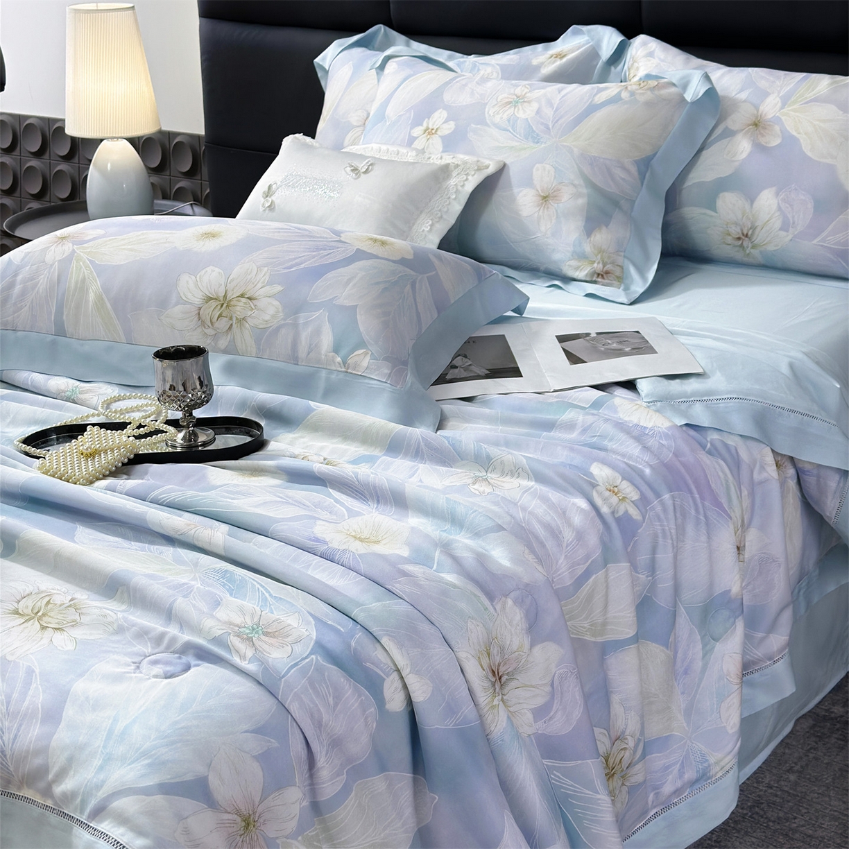 91家纺网 家纺一手货源 找家纺 岚司羽 2026春夏新款50天丝夏被四件套夏凉被空调被系列 绒花-兰