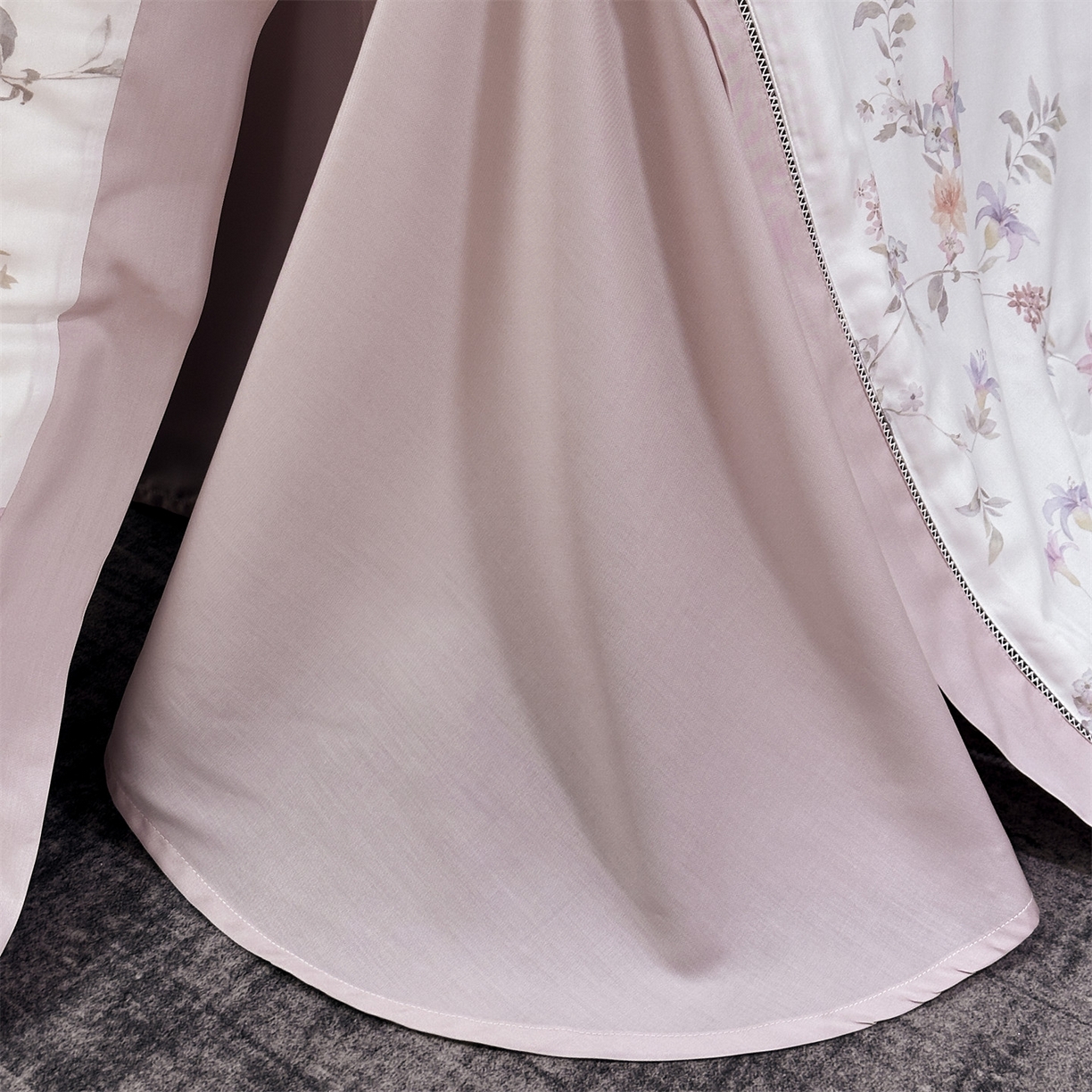 91家纺网 家纺一手货源 找家纺 岚司羽 2026春夏新款50天丝夏被四件套夏凉被空调被系列 花开有时