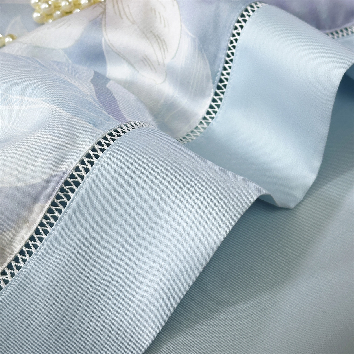 91家纺网 家纺一手货源 找家纺 岚司羽 2026春夏新款50天丝夏被四件套夏凉被空调被系列 绒花-兰