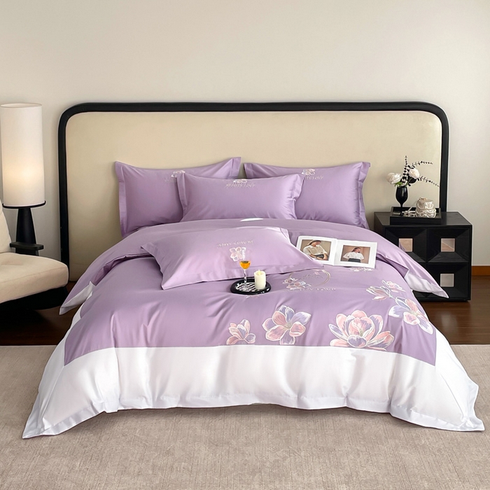 91家纺网 家纺一手货源 找家纺 润锦云 2026新款A类全棉纯棉刺绣拼角四件套-栀梦 栀梦-香芋紫+奶白