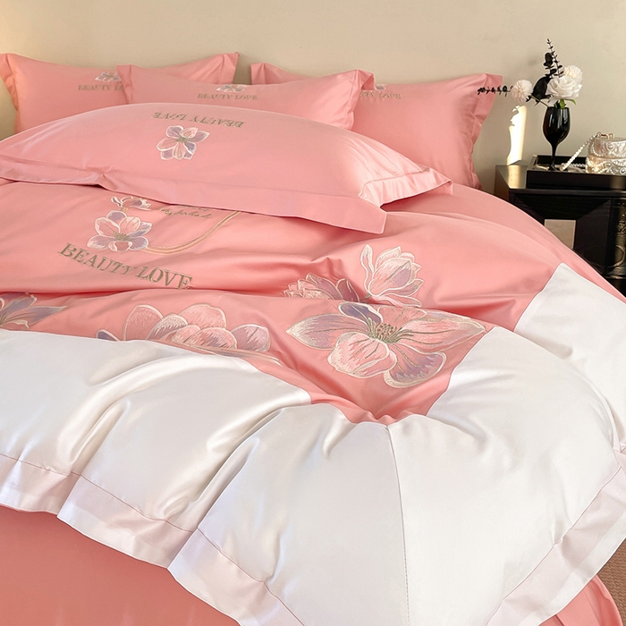 91家纺网 家纺一手货源 找家纺 润锦云 2026新款A类全棉纯棉刺绣拼角四件套-栀梦 栀梦-玫瑰粉+奶白