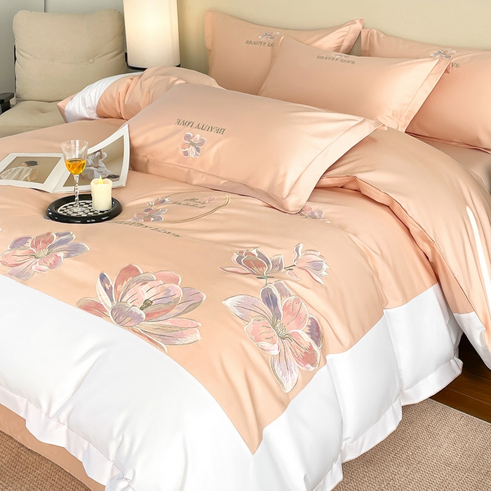 91家纺网 家纺一手货源 找家纺 润锦云 2026新款A类全棉纯棉刺绣拼角四件套-栀梦 栀梦-觅光柚+奶白