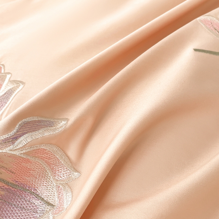 91家纺网 家纺一手货源 找家纺 润锦云 2026新款A类全棉纯棉刺绣拼角四件套-栀梦 栀梦-觅光柚+奶白