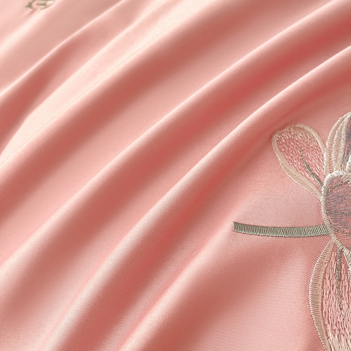 91家纺网 家纺一手货源 找家纺 润锦云 2026新款A类全棉纯棉刺绣拼角四件套-栀梦 栀梦-玫瑰粉+奶白