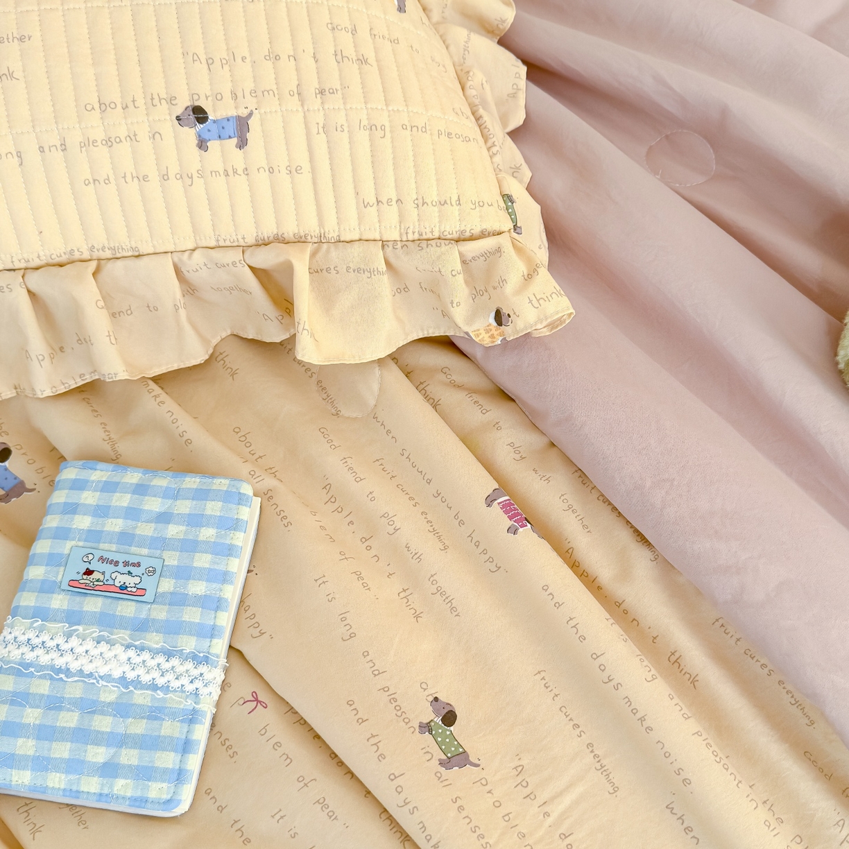 91家纺网 家纺一手货源 找家纺 归属 2026春夏新款古法仿棉床盖夏被四件套夏凉被空调被系列 狗狗家族